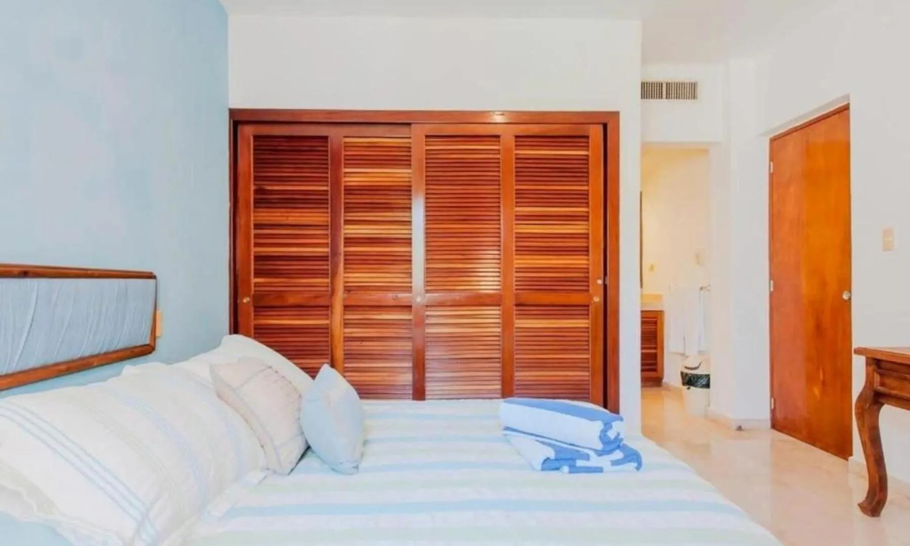 プレヤデルカーメンPrivate Balcony I Gated Playacar I Pool On Site!アパートメント アパート プレヤデルカーメン